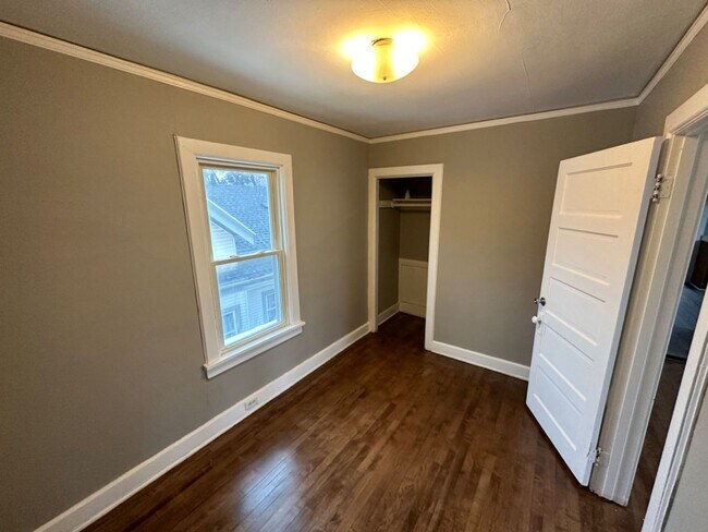 Building Photo - 3538-3540 N 2nd Lane - Duplex