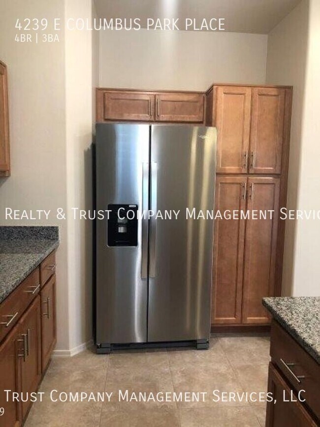 Building Photo - 4239 E Columbus Park Pl