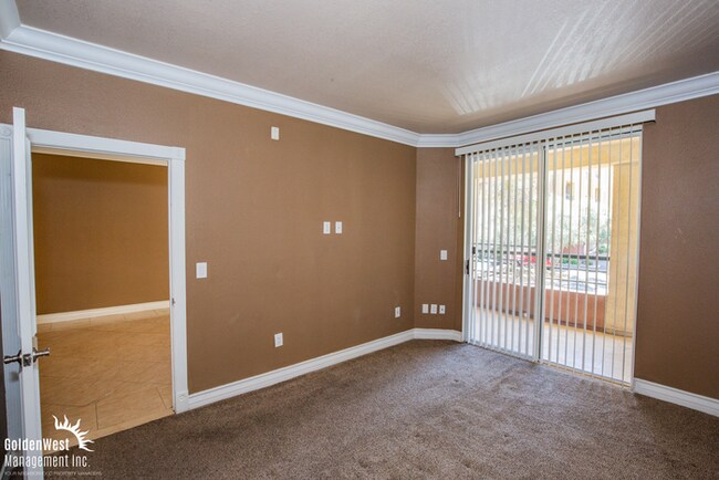Building Photo - Fabulous 1Bdm 1Ba Condo in the Highly Desi...
