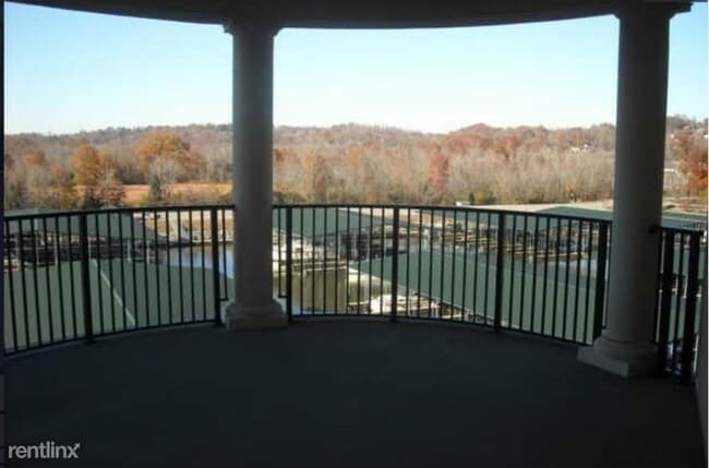 Building Photo - 400 Warioto Way