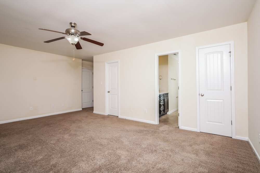 Building Photo - 1301 Braemar Highland Dr