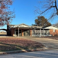 Building Photo - 122 SE Morningside Ave