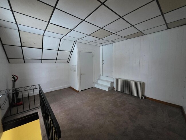 Building Photo - 220 W Horner St