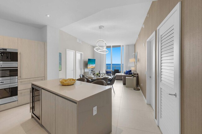Building Photo - 4111 S Ocean Dr