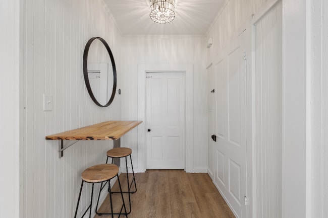 Building Photo - 311 Chatham St