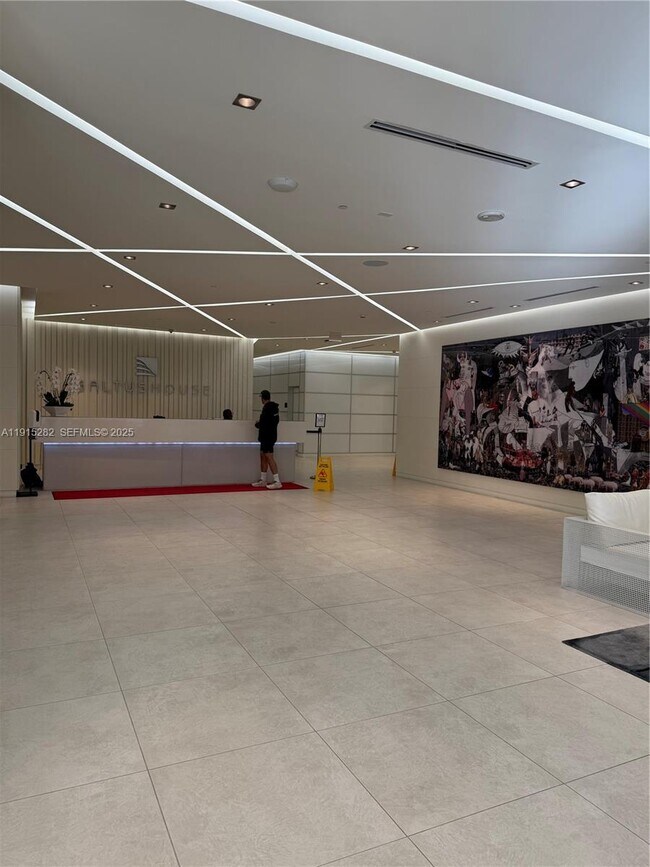 Building Photo - 4250 Biscayne Blvd