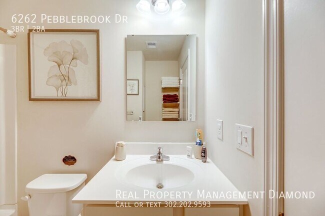 Building Photo - 6262 Pebblebrook Dr
