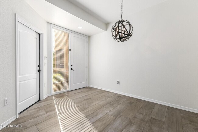 Building Photo - 7887 N 16th St