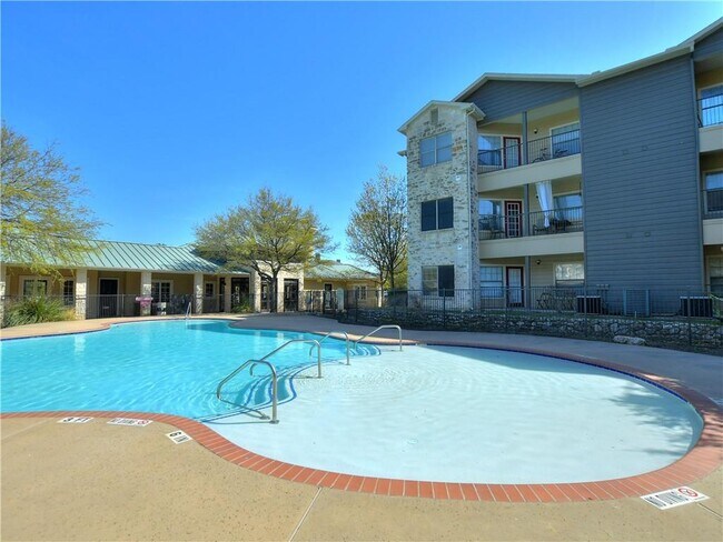 Building Photo - 2320 Gracy Farms Ln