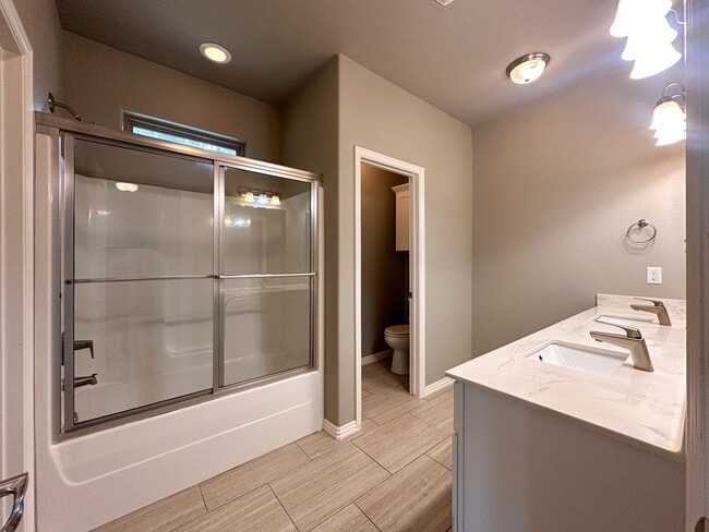 Building Photo - 3933 Williams Cove