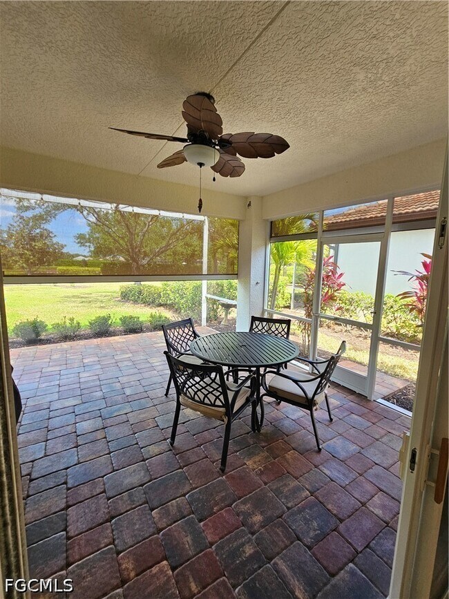 Building Photo - 10518 Avila Cir