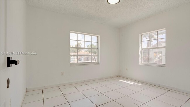 Building Photo - 1036 NW 75th St