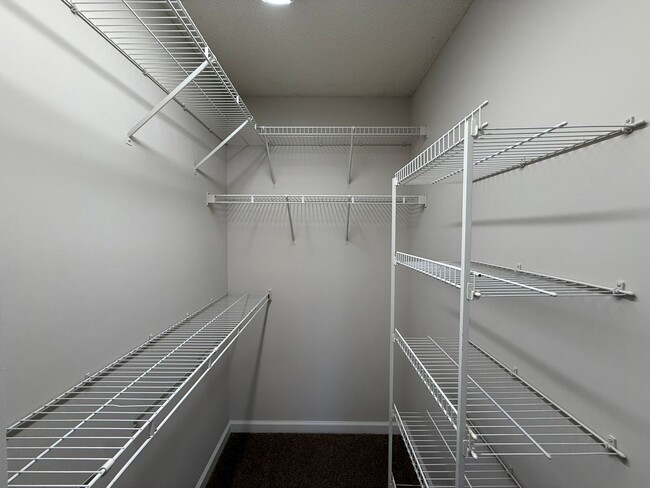 Building Photo - 2120 Dave St