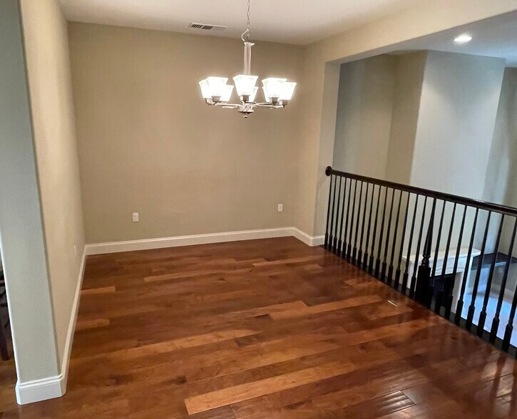 Building Photo - 3610 Capoterra Way