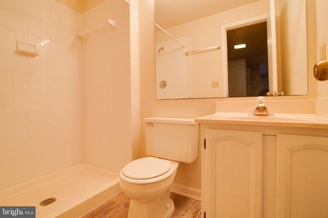 Building Photo - 10707 Gideon Ct