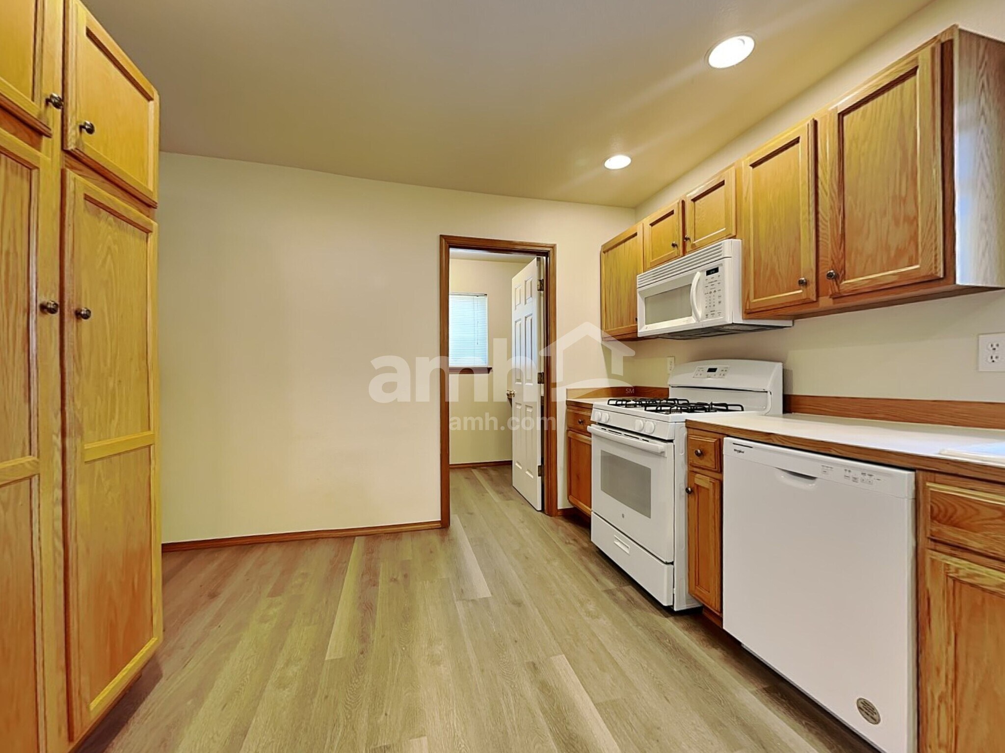 Building Photo - 414 Orting Ave NW