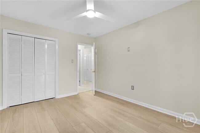 Building Photo - 12502 Apache Ave