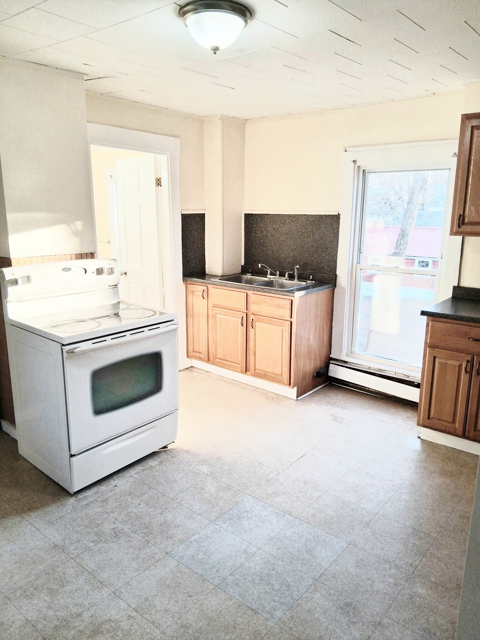 Building Photo - 430 Court St