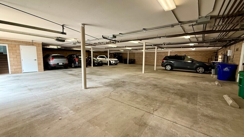 Building Photo - 1605 Emerald St
