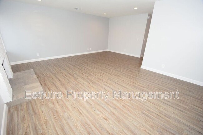 Building Photo - 3611 Ketch Ave