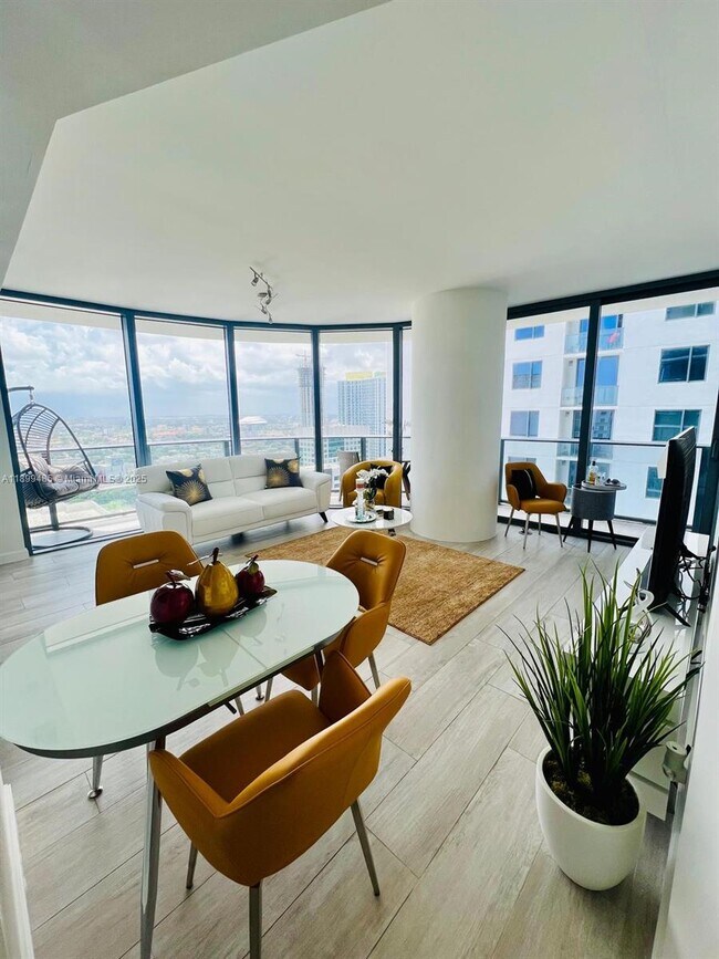 Building Photo - 55 SW 9th St