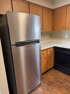 kitchen new refriderator - 1148 Richfield Ln