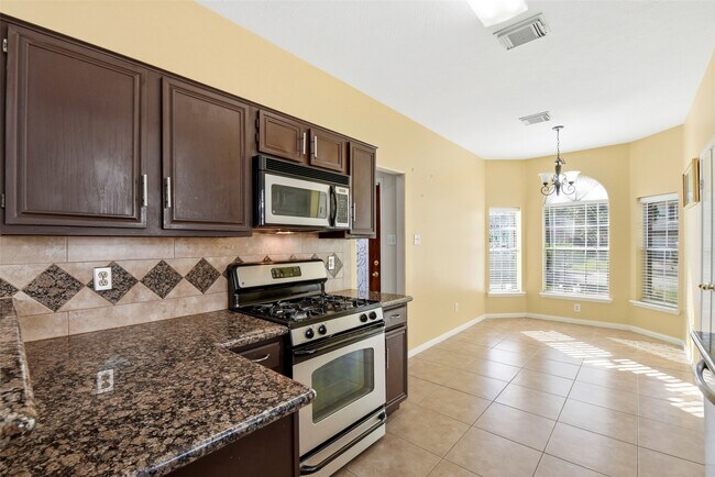 Building Photo - 14722 Trailbrook Dr