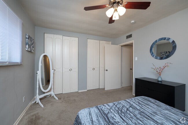2BR, 1BA - 932SF - Primary Bedroom - Parkshire Apartments