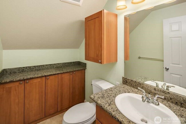 Building Photo - 4Bd/1.5Ba Kirkland House