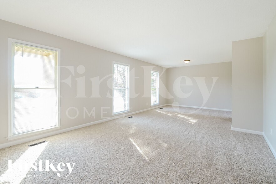 Building Photo - 1259 Huffman Rd