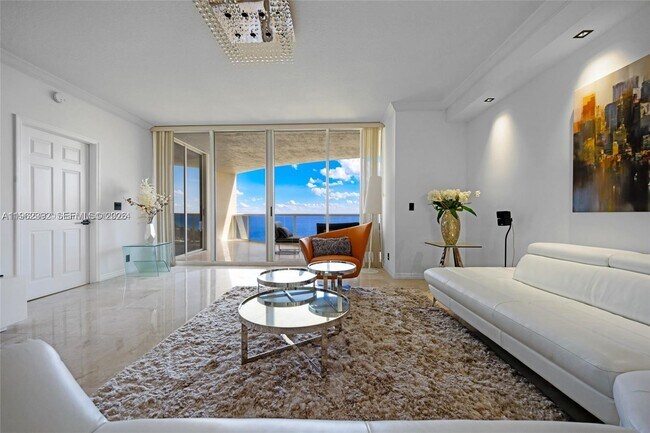 Building Photo - 3200 N Ocean Blvd