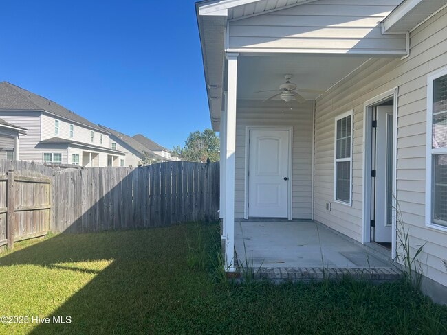 Building Photo - 1920 Leighton Dr