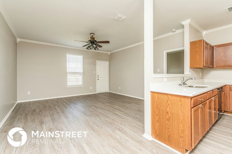 Building Photo - 804 Sheryn Dr