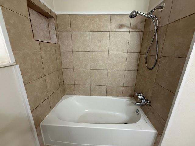 Building Photo - 3202 Nonesuch Rd