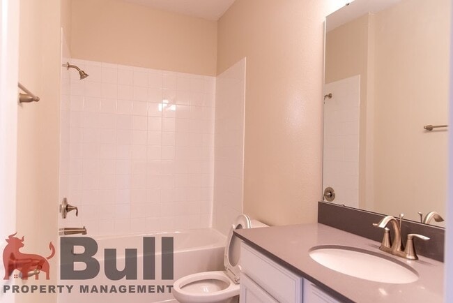 Building Photo - 11808 Campfire Story Ln