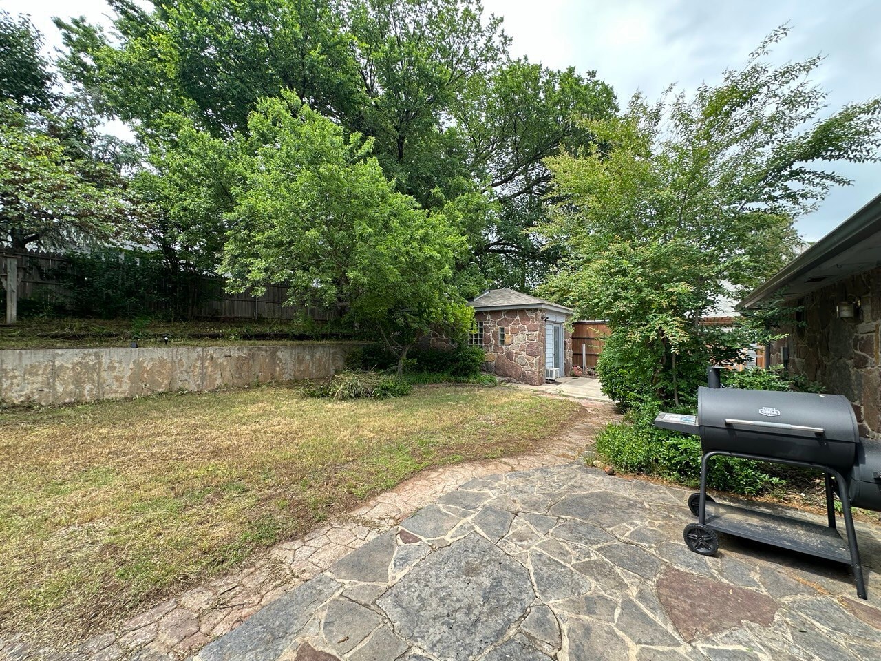 Building Photo - 3609 Hampton Ct