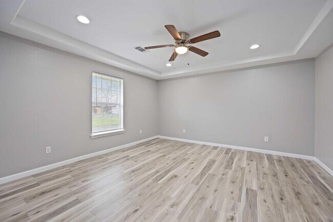 Building Photo - 1728 Connorvale Rd