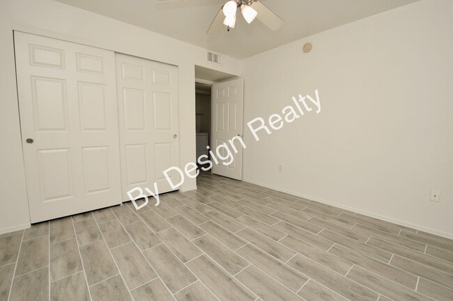 Building Photo - 7255 E Snyder Rd