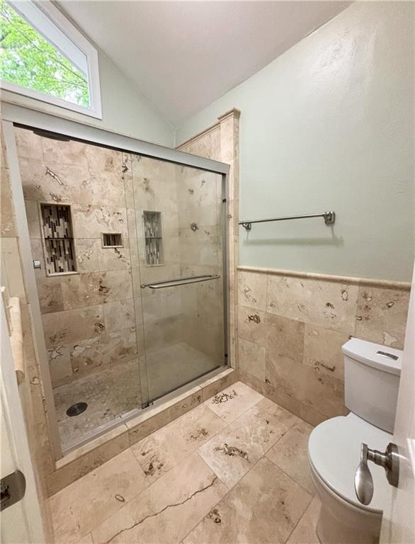 Building Photo - 2872 Bentwood Dr