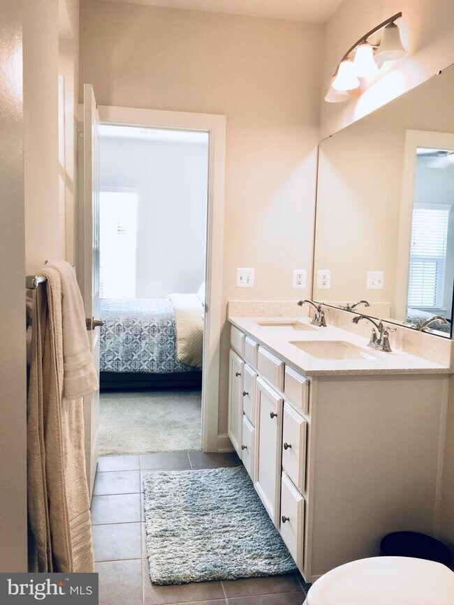 Building Photo - 22178 Maple Tree Ter