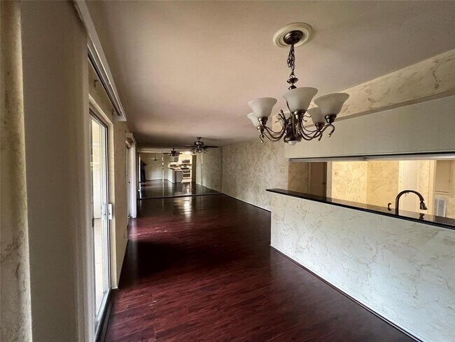 Building Photo - 14515 Wunderlich Dr