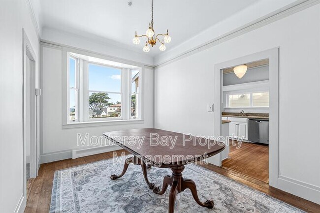 Building Photo - 225 Central Ave