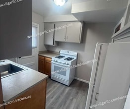 Building Photo - 8137-8137 Hohman Ave