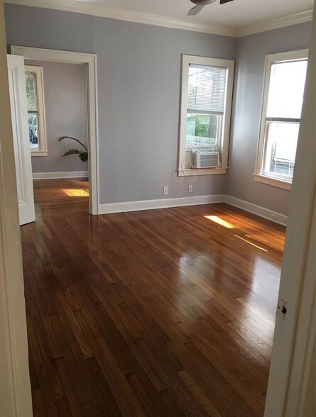 Bedroom 1 - 123 E Norwood Ct