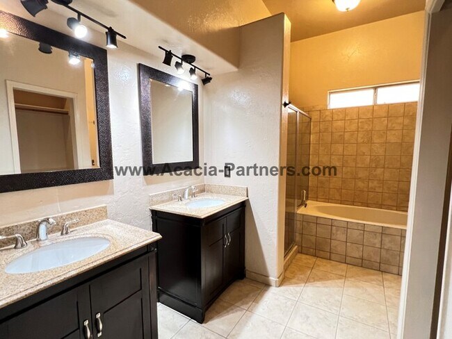 Building Photo - Great Property in Mesquite Creek II with M...