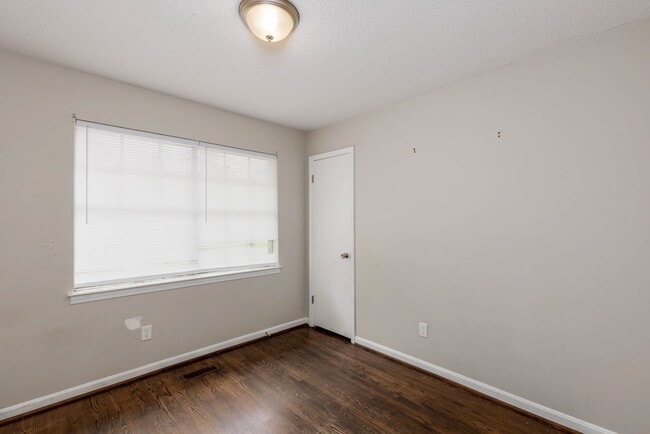 Building Photo - 3 Bedroom/2 Bath in Birmingham