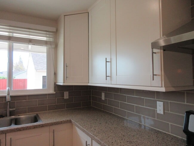 Building Photo - 17074 Horace St