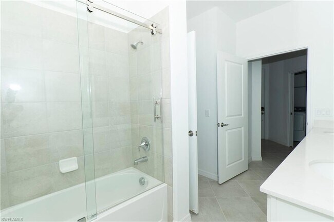 Building Photo - 5527 Double Eagle Cir