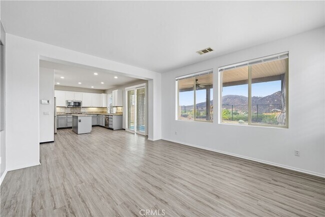 Building Photo - 34161 Camelina St