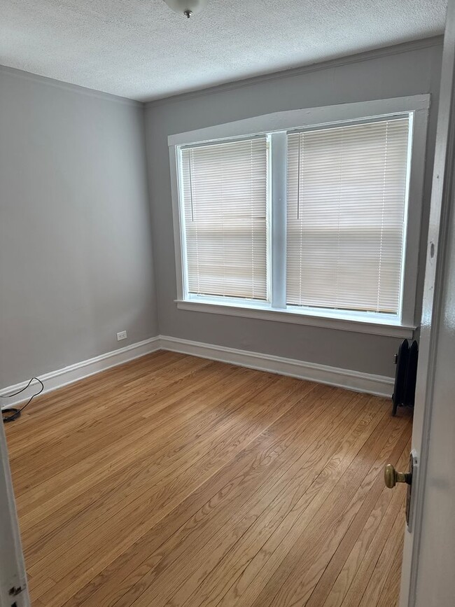 Building Photo - SPACIOUS 2 BEDROOM APARTMENTS FOR $1,650.00